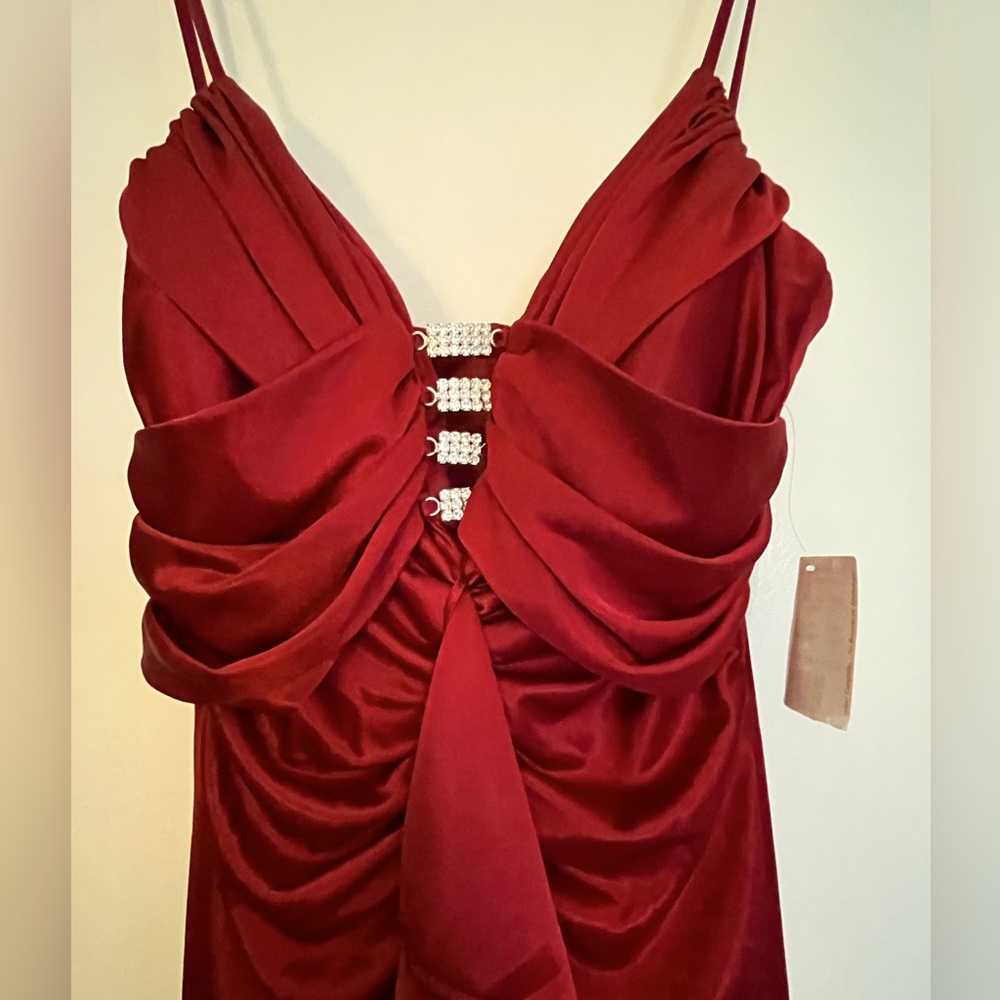 NWT Formal Gown/Maxi Silhouette Formal, Dark Red, Size 3-4